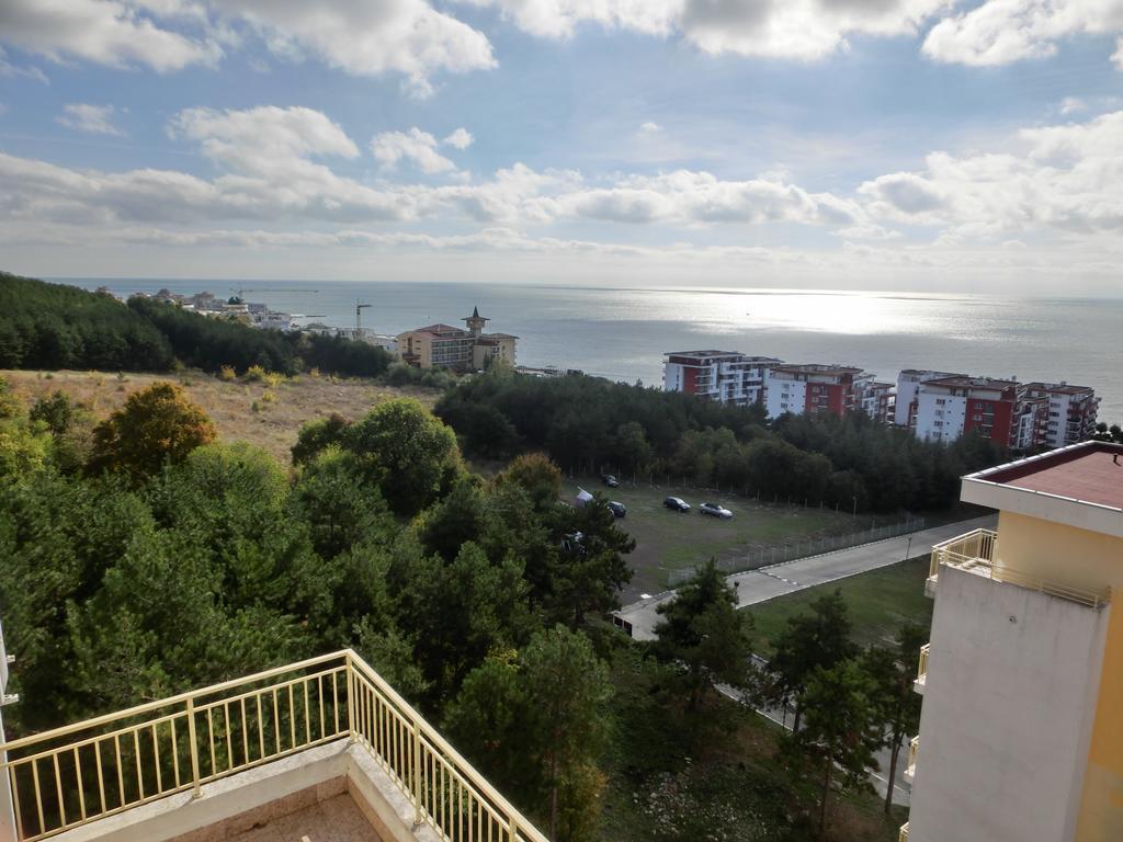 Panoramic Sea View Apartment Crown, Pools And Beach, Светий Влас Екстер'єр фото